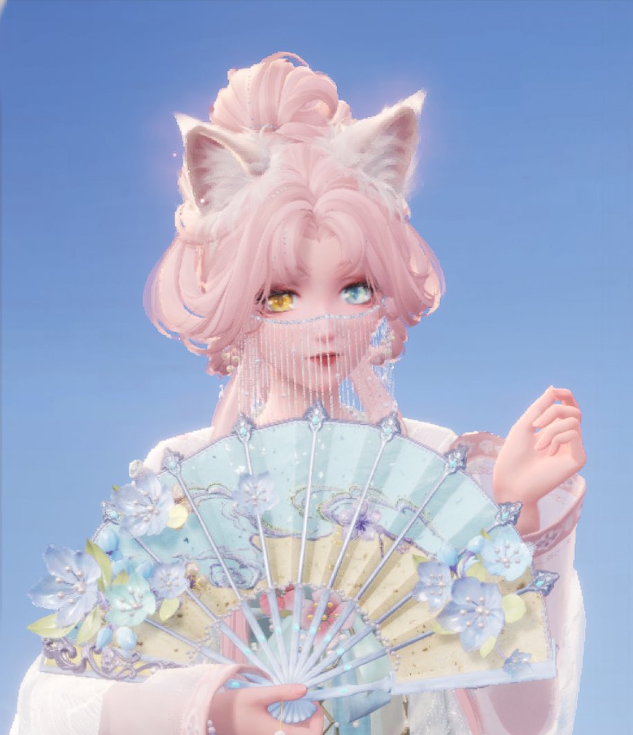 My cat for the 1.8 - and this fan, I love it so much!! I based the outfit around it 💕 

#infinitynikki #infinitynikkitwt