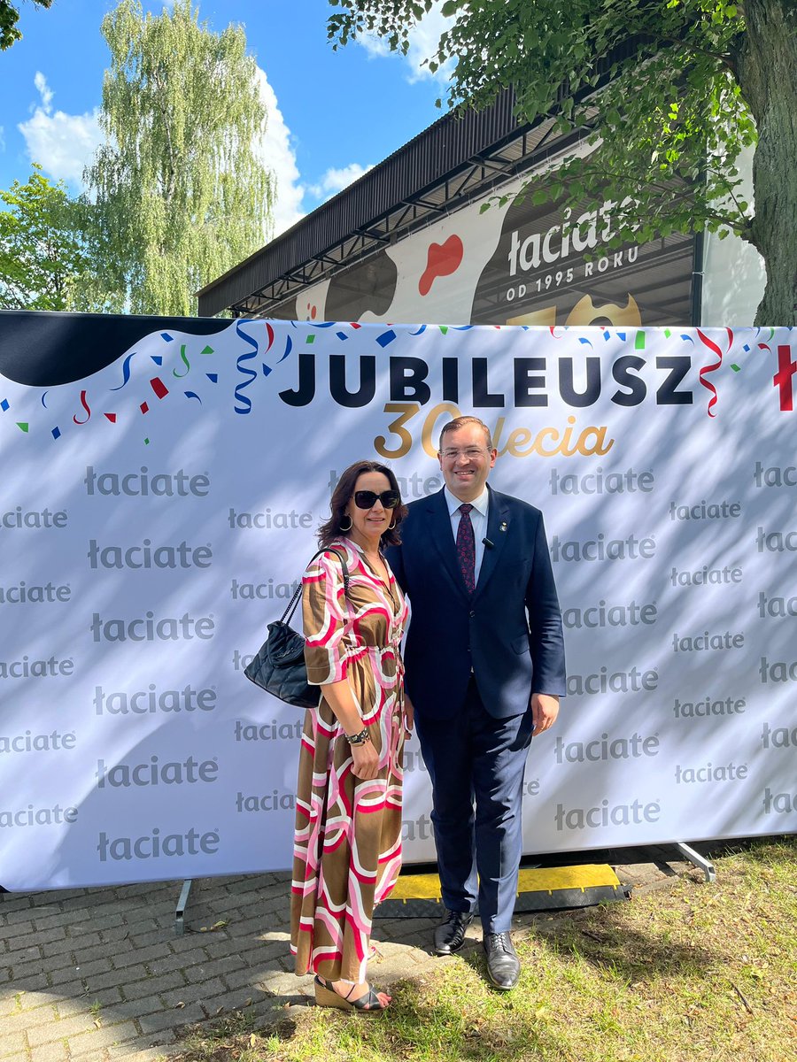 PolskaIzbaMleka's tweet photo. Jubileusz 30 lecia marki #łaciate #mlekpol 
A skoro mleczny region i Podlasie nie mogli zabraknąć. @StefanKrajewski https://t.co/QYHbOqz8yd