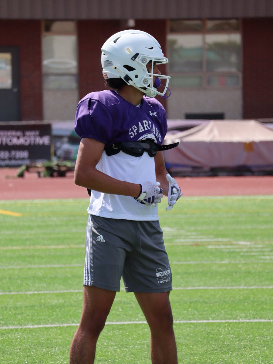 <a href="/kk_sombe/">Killian “KK” Sombe III (3🌟 RB)</a> <a href="/CCRams/">Central Catholic PDX</a> <a href="/ccramfootball/">CC Ram Football</a> <a href="/CoachLandgraf_/">Charlie Landgraf</a> <a href="/OSAASports/">OSAA</a> <a href="/AndrewNemec/">Andrew Nemec</a> <a href="/Ralph_Lam21/">Ralph_Lam</a> <a href="/BraxSingleton8/">Braxton Singleton 3⭐️</a> <a href="/NSHSVikfootball/">North Salem</a> <a href="/vikingtfxc/">Viking T&F/XC</a> <a href="/jayxwoodland/">Jayden Woodland</a> <a href="/PHSVIKS/">PHS Vikings</a> <a href="/cd_nuno/">CD Nuño</a> <a href="/PHSsportsUPDATE/">Philomath High Sports Updates</a> <a href="/TylerWe78883025/">Tyler Weaver</a> <a href="/MavsFB/">MountainViewFootball</a> <a href="/Coach_JacksonD/">Donnell Jackson</a> <a href="/RAREAcademyID/">RARE Academy</a> <a href="/CoachJuss/">Juss  Jackson</a> <a href="/mtnviewmaverick/">Mountain View Mavericks</a> <a href="/IdahoRecruitHub/">Idaho Recruit Hub</a> <a href="/ZyanCrockett/">Zyan Crockett</a> <a href="/SkylineGrizzFB/">Skyline Grizzly Football</a> <a href="/ChetTaylor13/">Chet Taylor</a> <a href="/Oakley_Hussey/">Oakley Hussey | Coach 12</a> <a href="/catapultsports/">Catapult</a> <a href="/isaiah_owens26/">Isaiah Owens</a> <a href="/GPHSGRIZZLY/">GPHS Grizzlies</a> <a href="/shanedKeck/">Coach Shane Keck</a> <a href="/GlacierPeak_tf/">GP Track+Field</a> <a href="/GlacierPeakASB/">Glacier Peak HS</a> <a href="/Robbielong55221/">Robbie long</a> <a href="/CCHoopsPdx/">CC Rams Basketball</a> <a href="/CCRAMSHoops/">Central Catholic</a> <a href="/Dillon_Titialii/">Dillon Titialii</a> <a href="/SumnerFootball/">Home of the Spartans</a> <a href="/sumnerni/">Sumner News Index</a> <a href="/SumnerSchools/">Sumner-Bonney Lake School District</a> <a href="/CityOfSumnerWA/">Sumner, Washington</a> <a href="/PNWSports_/">PNW Sports 𝕏</a> <a href="/Wyatt_Horner08/">Wyatt Horner</a> <a href="/RedmondFB/">Redmond Football</a> <a href="/mvp7on7/">MVP Elite Football</a> <a href="/Austinglivar7/">Austin Glivar</a> <a href="/Linebackers_U/">Linebackers University™</a> <a href="/huntercordell11/">hunter cordell</a> <a href="/coachdspillett/">Coach Spillett</a> <a href="/nick_norrah/">3⭐️ Nick Norrah</a> #30 Overall Most Under Recruited Player in the Northwest:

Izear Ferguson
CB / SAF
6’2 175
Sumner High School, Washington 
<a href="/SumnerFootball/">Home of the Spartans</a> 

- 10.78 100m 👀
- 10’2 Broad Jump

<a href="/Justzear/">Izear Ferguson</a> 

Scholarship Offers: 1
Two Sport Star 🌟

Film: hudl.com/video/3/178340…