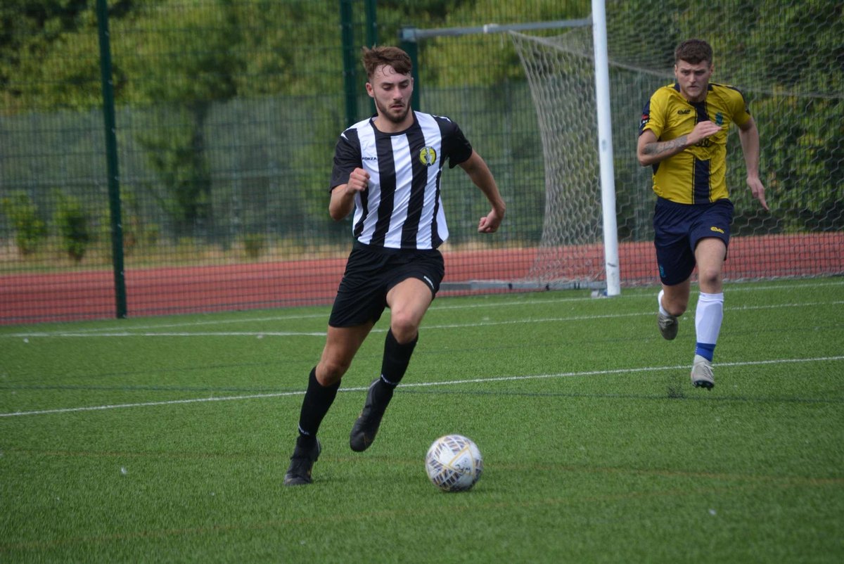Whickham FC Reserves (@u23whickham) on Twitter photo Photo Dump from our opener.
The lads are back in action on Wednesday night at <a href="/BlueWrekenton/">Wrekenton Blue Star FC โญ๏ธโฝ๏ธ</a>
We hope you can all come along and give your support.
#BackTheJacks // <a href="/WhickhamFC/">Whickham FC</a> โซ๏ธโช๏ธ Photo Dump from our opener.
The lads are back in action on Wednesday night at <a href="/BlueWrekenton/">Wrekenton Blue Star FC โญ๏ธโฝ๏ธ</a>
We hope you can all come along and give your support.
#BackTheJacks // <a href="/WhickhamFC/">Whickham FC</a> โซ๏ธโช๏ธ