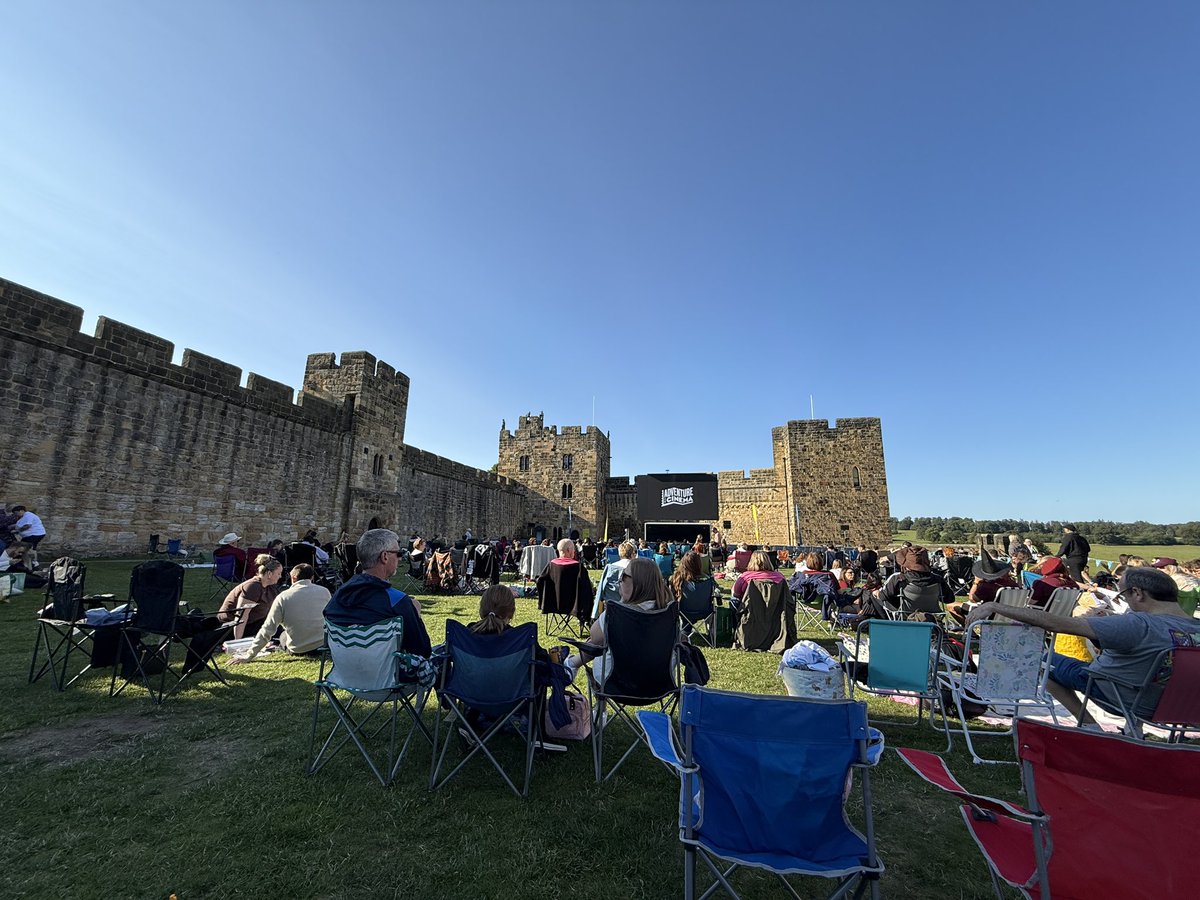 Gonna watch Harry Potter at actual Hogwarts <a href="/alnwickcastle/">Alnwick Castle</a>