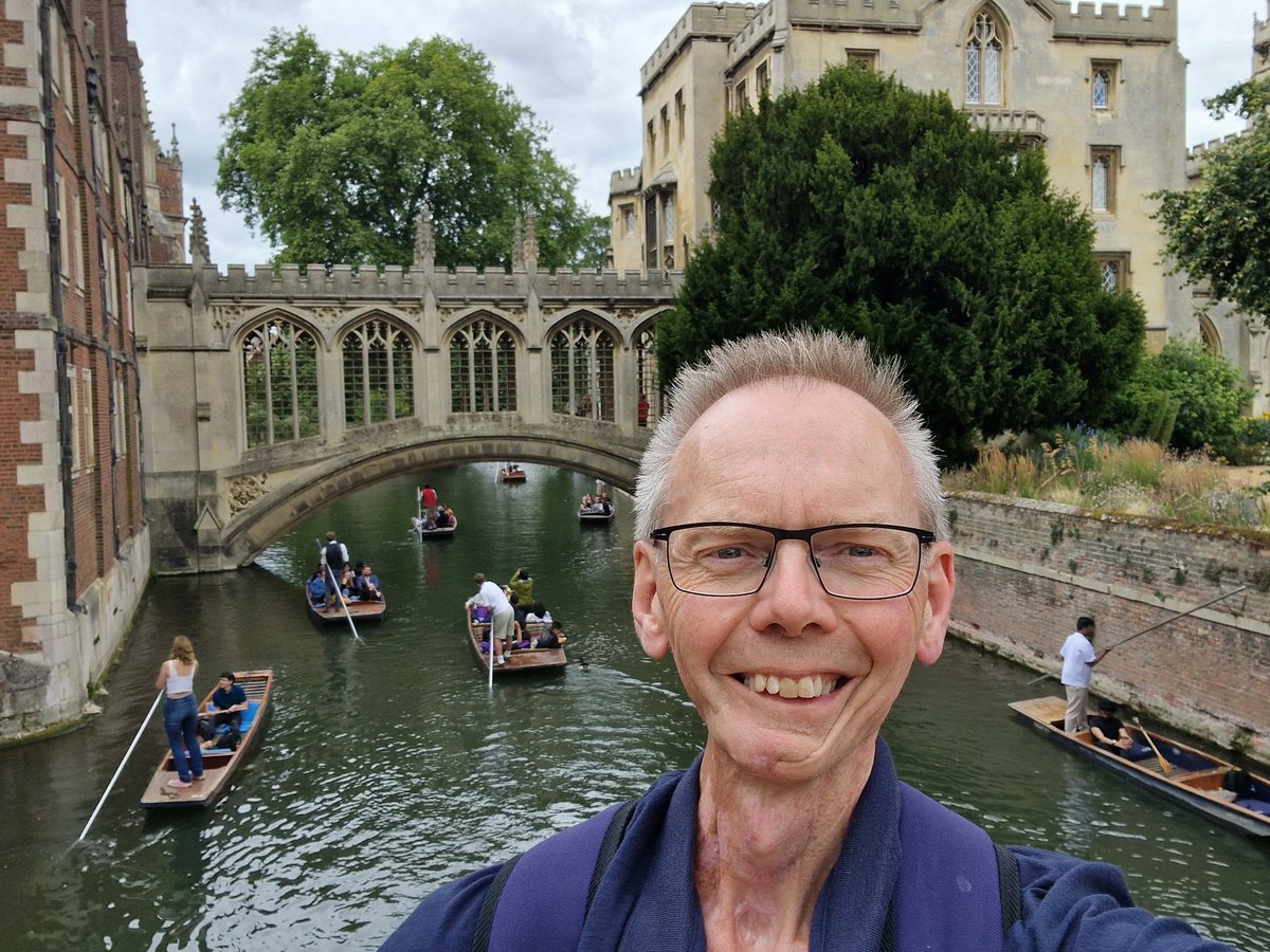 It's worth a punt! Here in Cambridge for the weekend. Garde Ta Foy!