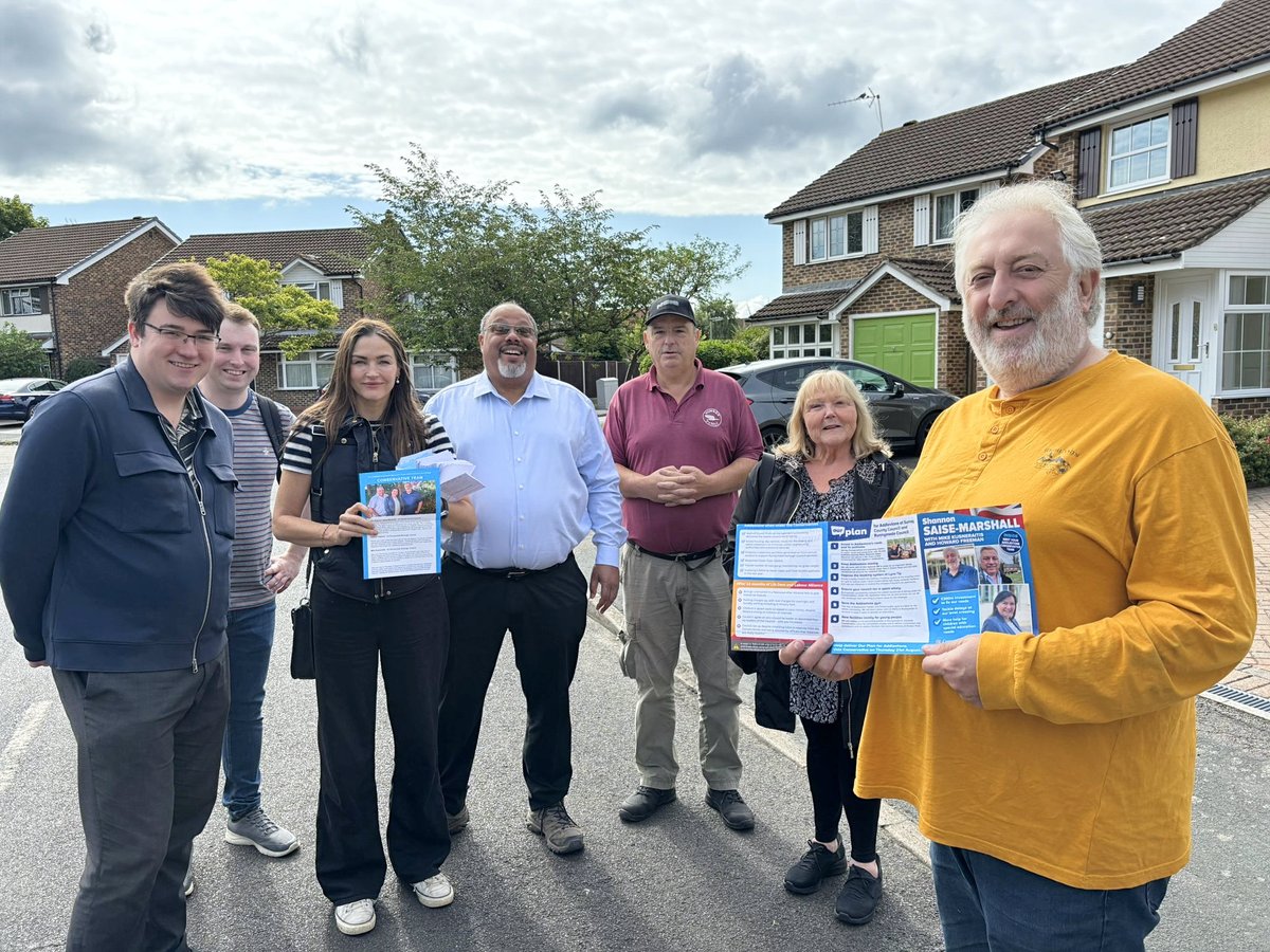 lukerobertblack's tweet image. Some of the @LGBTCons team out today with @conservatives @DrBenSpencer MP and Colonel @LincolnJopp MC MP. Thank you for having us @Lewis_Virgo and the @RWCA_news.

📸: @jed_dwight, @changemakersam, @surreytorycllrs
