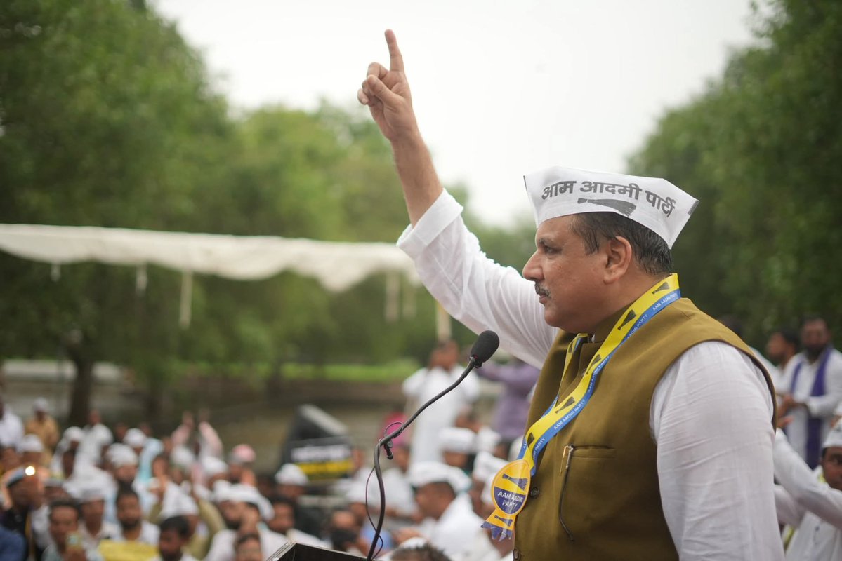 Mithlesh Sahu (@mithleshsahu9) on Twitter photo रुके न जो, झुके न जो........
हम ओ इंकलाब है ✊️🔥 <a href="/SanjayAzadSln/">Sanjay Singh AAP</a>
<a href="/SandeepPathak04/">Dr. Sandeep Pathak</a> #AamAadmiParty <a href="/SakshiGupta_AAP/">Sakshi Gupta AAP🇮🇳</a> रुके न जो, झुके न जो........
हम ओ इंकलाब है ✊️🔥 <a href="/SanjayAzadSln/">Sanjay Singh AAP</a>
<a href="/SandeepPathak04/">Dr. Sandeep Pathak</a> #AamAadmiParty <a href="/SakshiGupta_AAP/">Sakshi Gupta AAP🇮🇳</a>