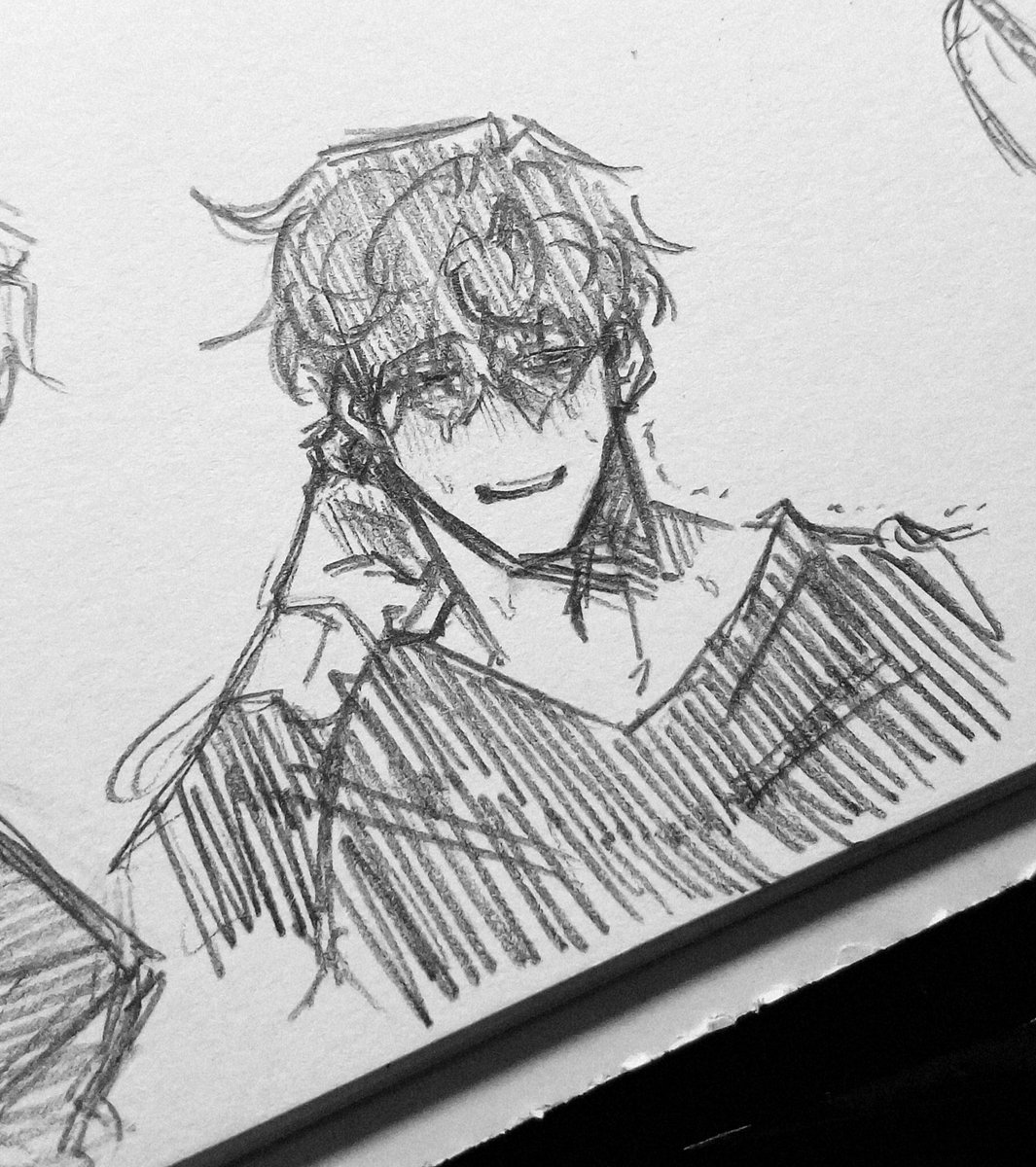 옛 그림을 발견함 아마 3년전인가
그리고 현재 
저거 이혁이 맞음 좀 역변하긴 햇지만