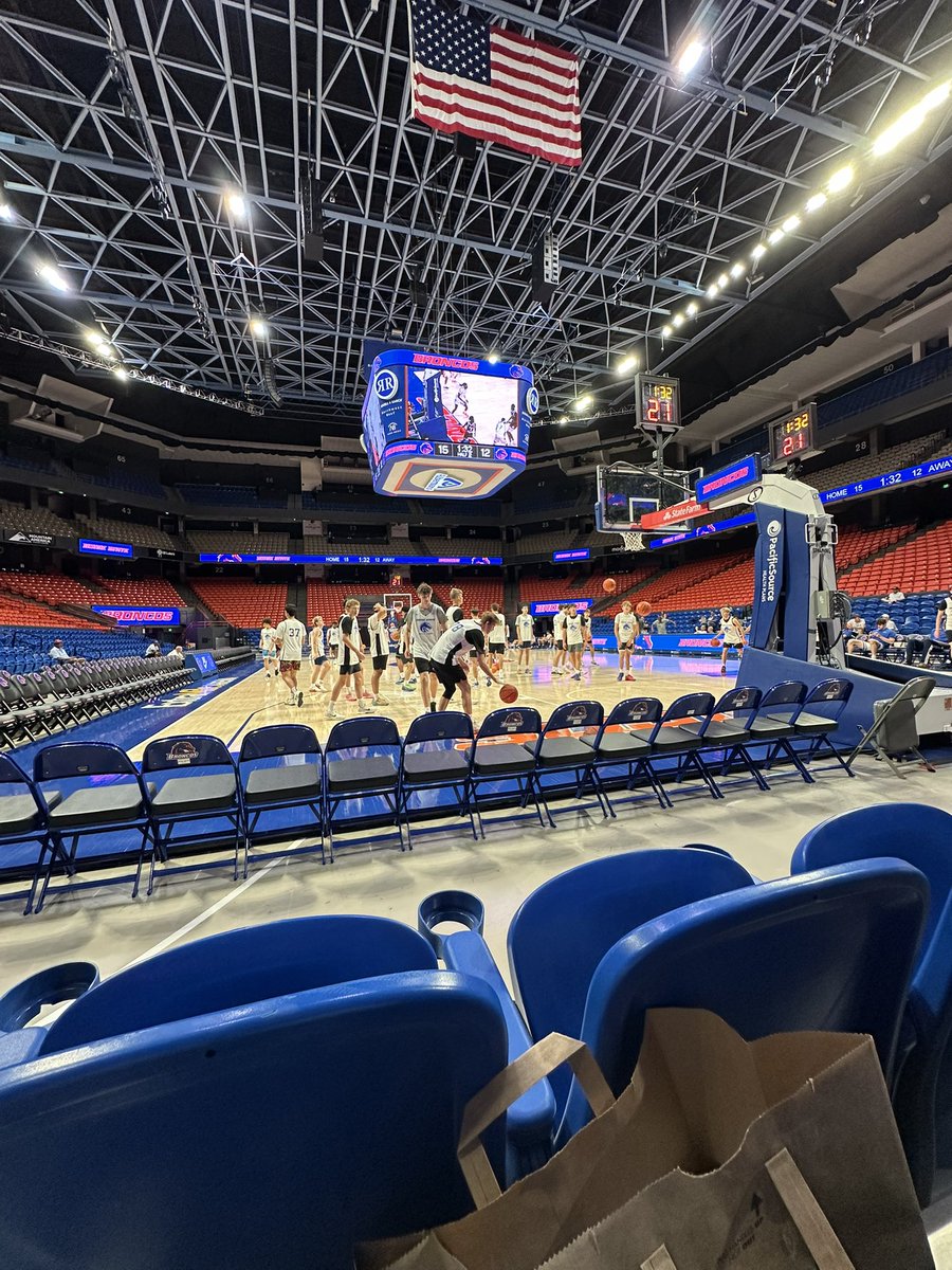 Tracy Whitehead (@tracy_w_3) on Twitter photo Grateful for every opportunity <a href="/JadenWhitehead_/">Jaden</a> receives through the game of basketball.
<a href="/ACHS_BoysHoops/">Camarillo High School Boys’ Basketball</a>
<a href="/BroncoSportsMBB/">Boise State MBB</a> Grateful for every opportunity <a href="/JadenWhitehead_/">Jaden</a> receives through the game of basketball.
<a href="/ACHS_BoysHoops/">Camarillo High School Boys’ Basketball</a>
<a href="/BroncoSportsMBB/">Boise State MBB</a>