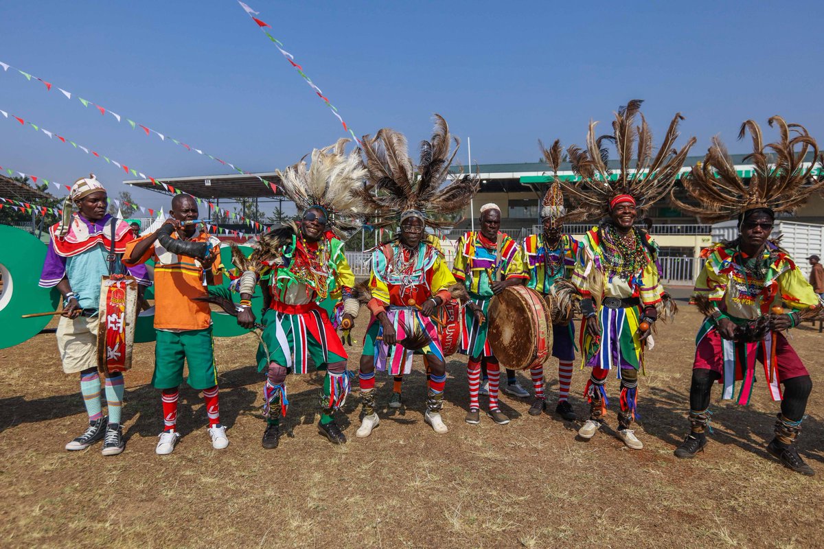 dor_cus_'s tweet photo. Dala Wabiro ,MPESA Sokoni Festival imewasili na deals lipia goods na till on Mpesa App unapata 18% cashback. Lokesheni ni Jomo Kenyatta International Stadium (Mamboleo) alaf sasa concert that will start at 6pm till late. Kuingia ni Free,beba ID @SafaricomPLC
#MPESASokoni https://t.co/UioEWWmtoK