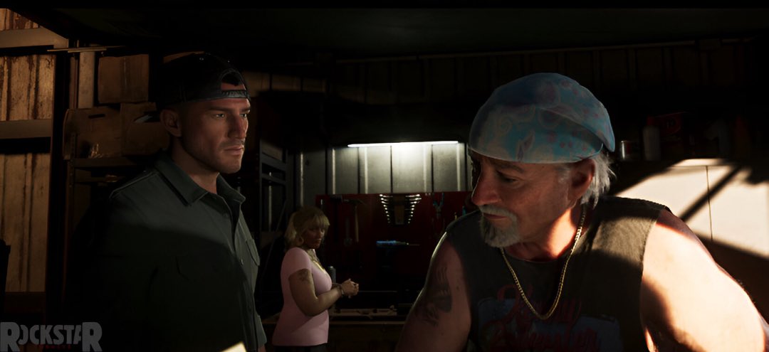 Brian Heder, Liberty City’de büyük bir soyguna karışmış ve uzun süre ortadan kaybolmuştur.

Oyundaki bazı diyaloglarda, Brian’ın Vice City’nin en tehlikeli uyuşturucu kartellerinden biriyle kan davası olduğu ima edilmektedir.

Jason ve Lucia ile yolları kesişmiş olsa da Brian,