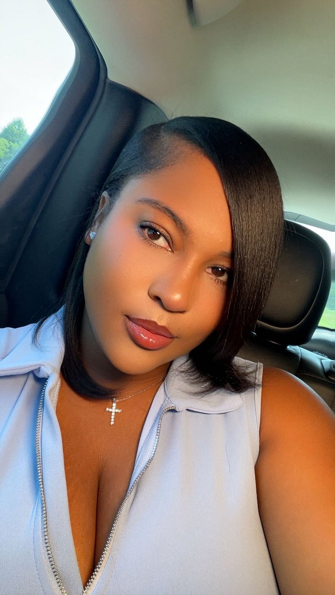 JayMustBeMe's tweet image. got the blues. 🩵