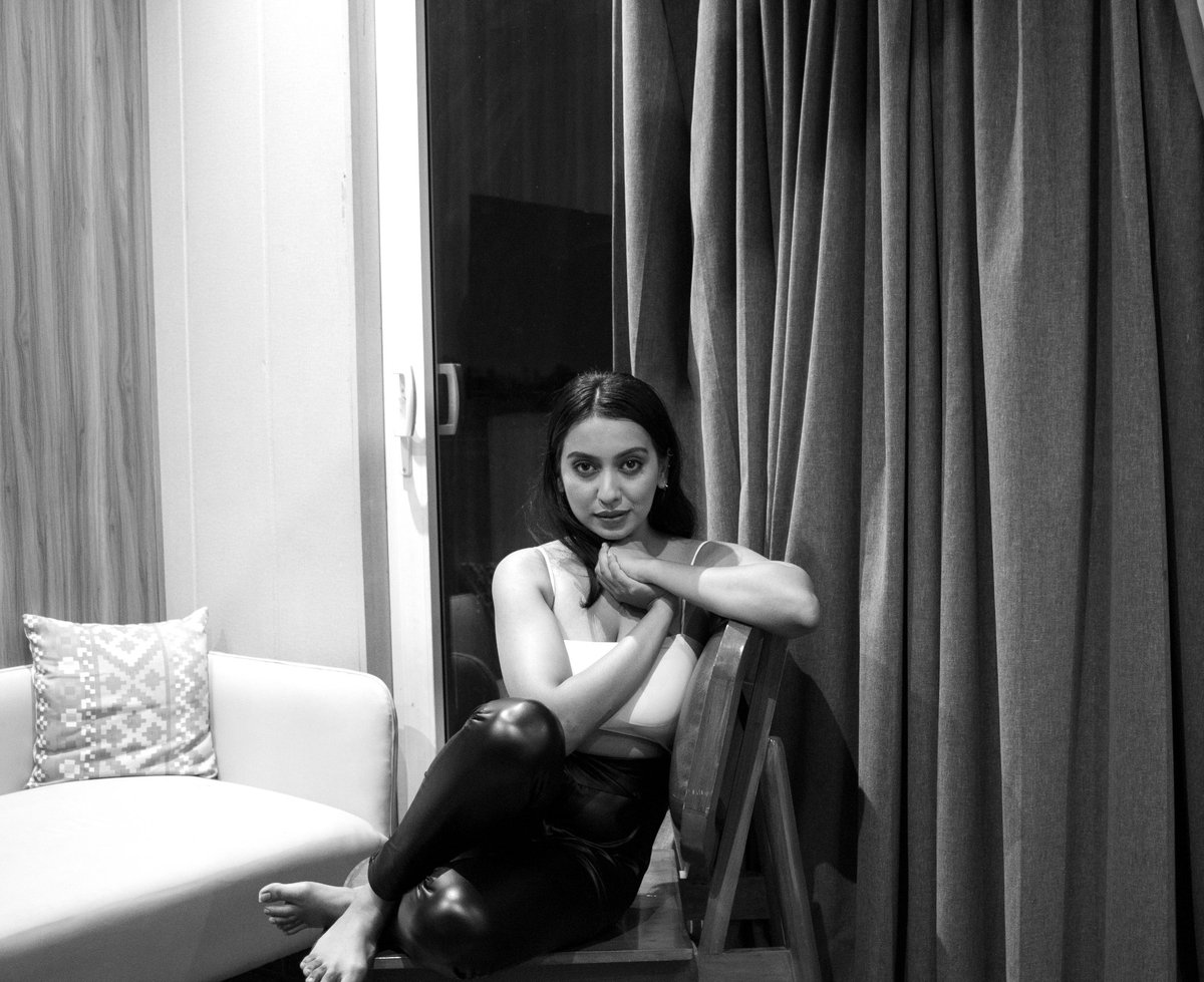 MagikArtt's tweet photo. First post on X. Show some love...
Serenity rests where her gaze lingers https://t.co/tpUhQH5Nlu