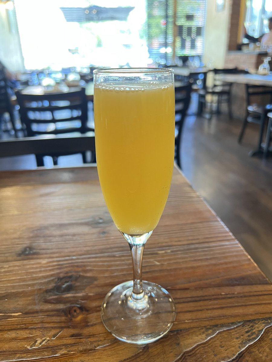 vodkasnowflake's tweet photo. one last #BackToBrunch before the Zohran relaunch https://t.co/UAVMy9lDqD