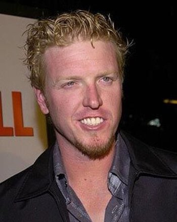 AtlBlerd's tweet image. Although too old now at 54, you know who woulda been a good #ReverseFlash? Jake Busey.

#Fancast #Fancasting