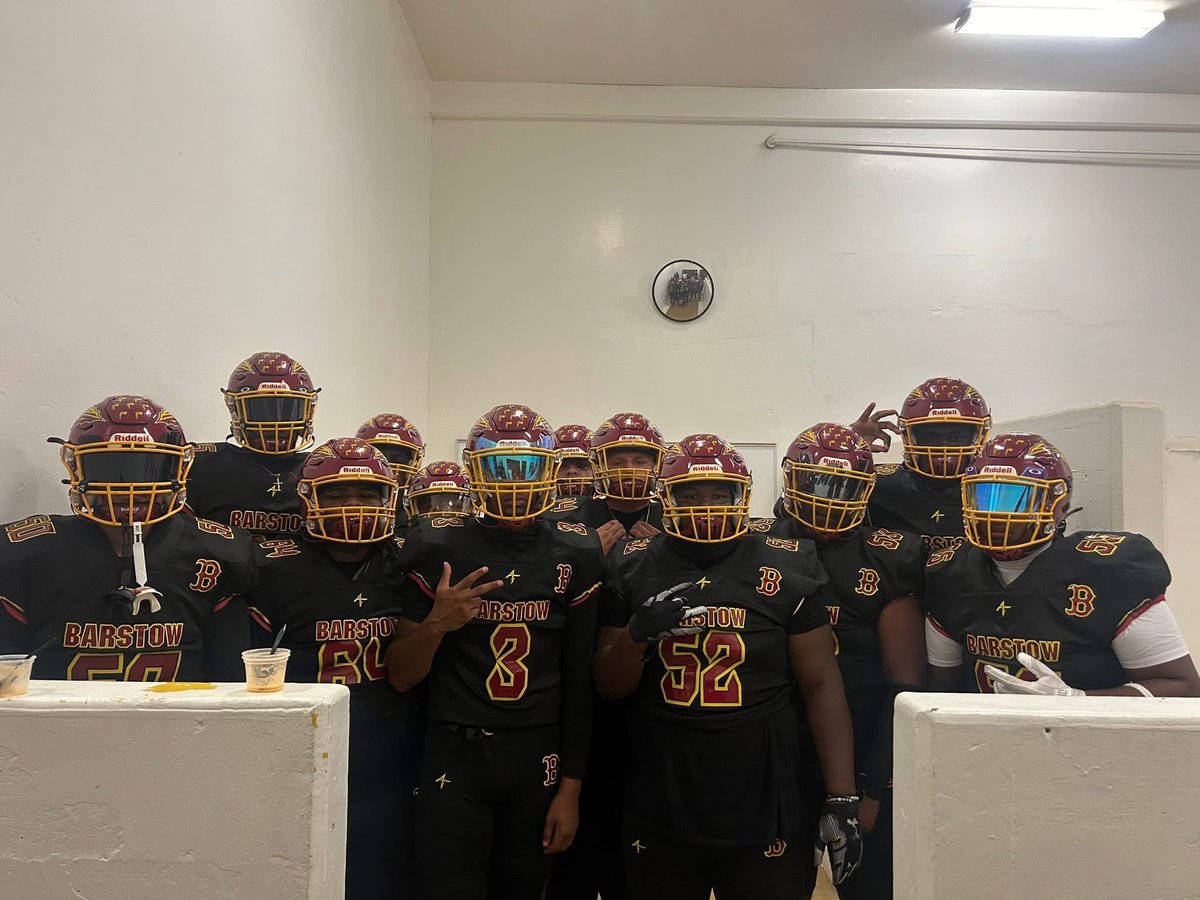 Me and the squad are focused on one team and that’s #CapoValley! We hear the noise but we will show what we are about on the field ! #BrickByBrick #WintheDay 🪓 #AztecNation