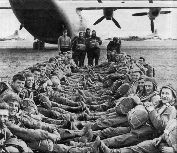 С праздником пацаны!!))