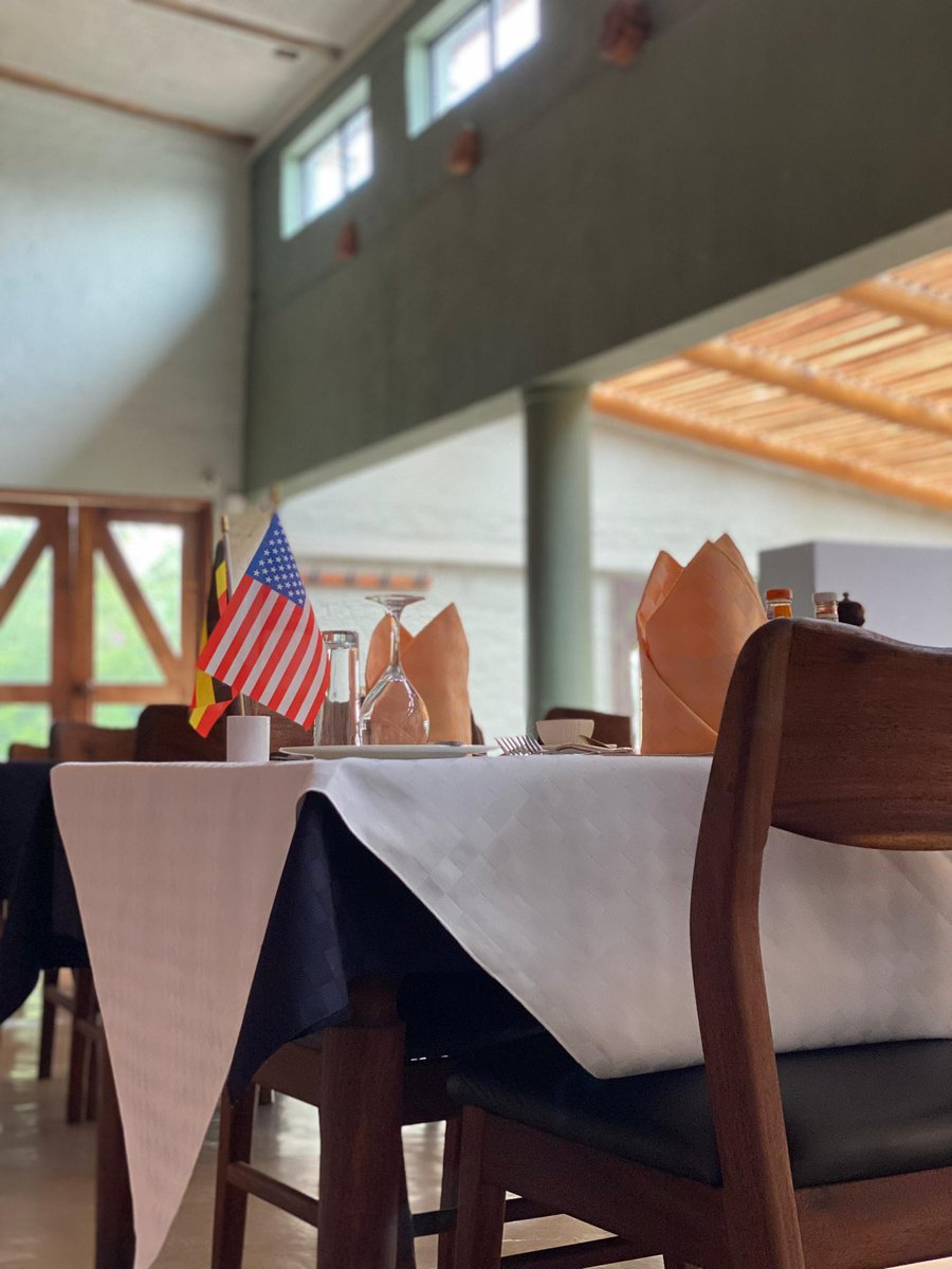 DAY2/5DAYS UGANDA WILDLIFE AND GORILLA SAFARI 
Trekked through the forest to see the mountain gorillas and Sailing on Lake Bunyonyi, surrounded by stunning views and peaceful atmosphere.#gorillasafari #TravelTown #bwindiimpenetrablepark #CoolieTrailer #lakebunyonyi