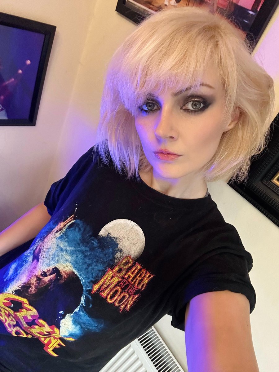 Thinking of Ozzy today 🙏🏻🌙🖤