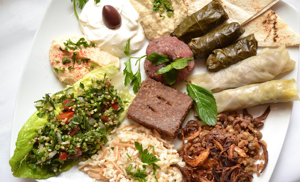 Ehden Restaurant llega a la Colonia Roma: 95 Años de historia libanesa monchitime.com/2025/08/ehden-…