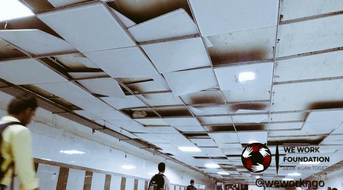 MUMBAI NEWS (@mumbaikhabar9) on Twitter photo ๐๐ก๐ฎ๐ซ๐๐ก๐ ๐๐ญ๐ ๐ฌ๐ฎ๐๐ฐ๐๐ฒ ๐ซ๐จ๐จ๐ ๐ก๐๐ง๐ ๐ฌ ๐ฉ๐ซ๐๐๐๐ซ๐ข๐จ๐ฎ๐ฌ๐ฅ๐ฒ, ๐๐ง๐๐๐ง๐ ๐๐ซ๐ข๐ง๐ ๐ญ๐ก๐ ๐ฅ๐ข๐๐ & ๐ฅ๐ข๐ฆ๐๐ฌ ๐จ๐ ๐๐จ๐ฆ๐ฆ๐ฎ๐ญ๐๐ซ๐ฌ | This is not a Modern Art display but roof of the BMC managed subway. Ceiling panels are broken & dangerous <a href="/mybmcWardA/">WARD A BMC</a> ๐๐ก๐ฎ๐ซ๐๐ก๐ ๐๐ญ๐ ๐ฌ๐ฎ๐๐ฐ๐๐ฒ ๐ซ๐จ๐จ๐ ๐ก๐๐ง๐ ๐ฌ ๐ฉ๐ซ๐๐๐๐ซ๐ข๐จ๐ฎ๐ฌ๐ฅ๐ฒ, ๐๐ง๐๐๐ง๐ ๐๐ซ๐ข๐ง๐ ๐ญ๐ก๐ ๐ฅ๐ข๐๐ & ๐ฅ๐ข๐ฆ๐๐ฌ ๐จ๐ ๐๐จ๐ฆ๐ฆ๐ฎ๐ญ๐๐ซ๐ฌ | This is not a Modern Art display but roof of the BMC managed subway. Ceiling panels are broken & dangerous <a href="/mybmcWardA/">WARD A BMC</a>