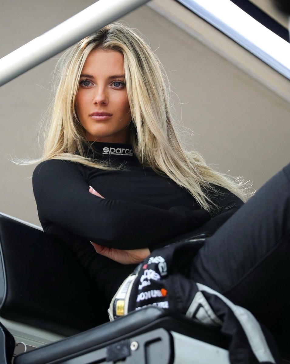 Lindsay Brewer ❤️‍🔥