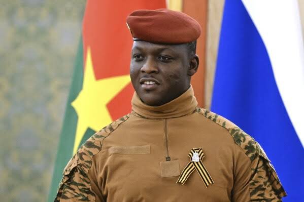 Samia Suluhu 

Vs 

Ibrahim Traore

Traore Kichwa!

Wekeni Bets.