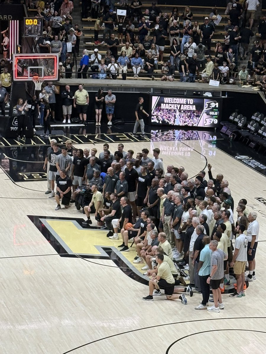 Purdue Basketball Alumni who attended the Alumni Game today 🔥🚂

Purdue’s culture is something you won’t find ANYWHERE else in the country 🤝