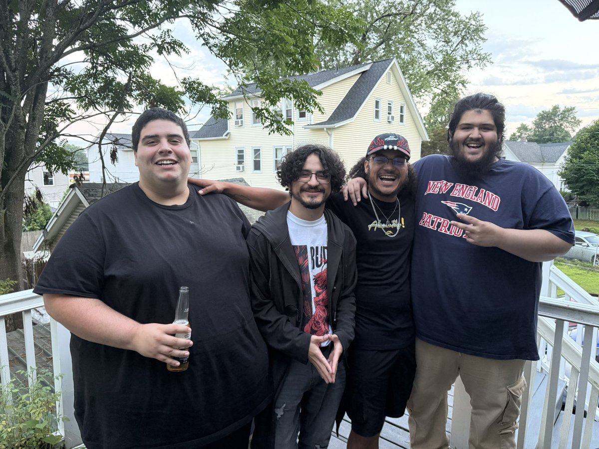 ray 🐉 tweet media