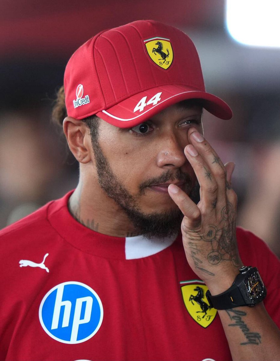 non riesco a vederlo così, farò la guerra a tutti 🗡️