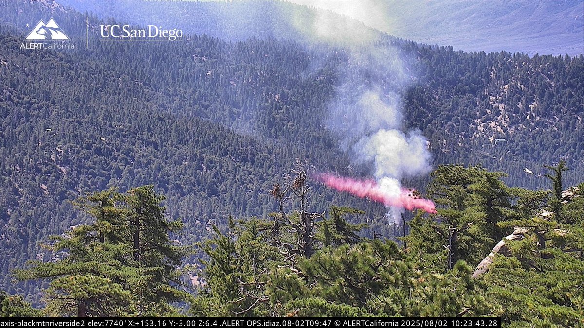 DanielFireTruck's tweet photo. The #FernFire looks to be less than an Acre, both Air Tankers and Copter 609 are taking action on it, doesnβt look to be doing much at the moment. https://t.co/vn0U2bMiP3