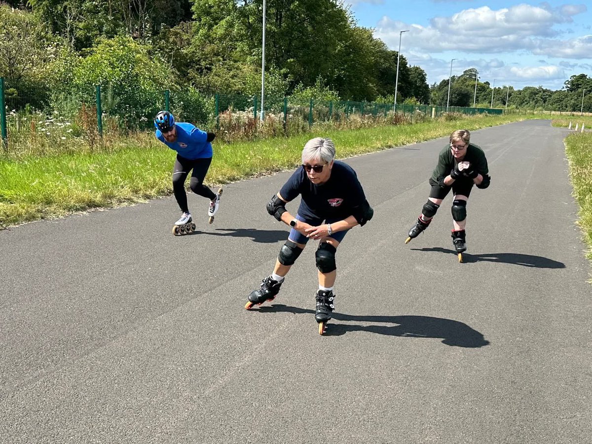 falkirkwheelers's tweet photo. Another excellent session at West Lothian Cycle Circuit this morning. Great to see more new faces coming along, hope you all enjoyed yourselves and that we see you all again soon.

We'll be there at the same time next Saturday so 🤞 for more good weather after the storm. https://t.co/Jd2uIebpd4