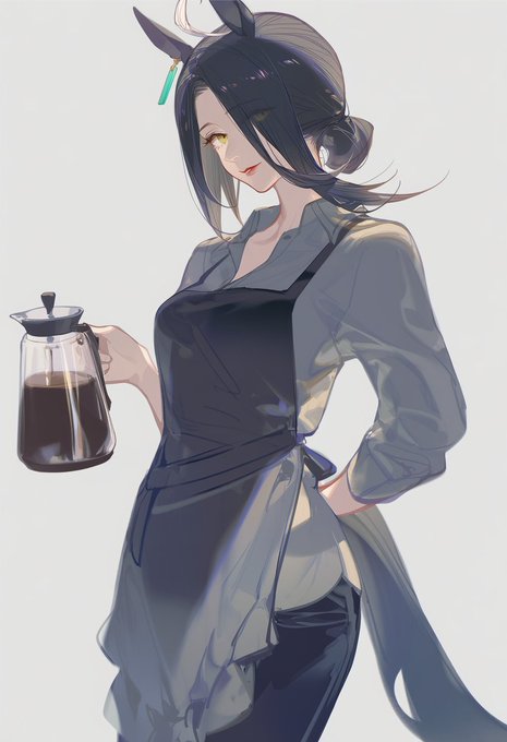 #大人ウマ娘シリーズ マンハッタンカフェ 引退後一般企業に就職し、お金を貯めて独立。喫茶店の経営を始める。たまにふらっときてはコーヒーではなく紅茶をねだってくる友達には結構手を焼いている。独特な雰囲気で近寄りがたいのか、男性の影はないようだ。 コーヒーがうまい店と、評判である。