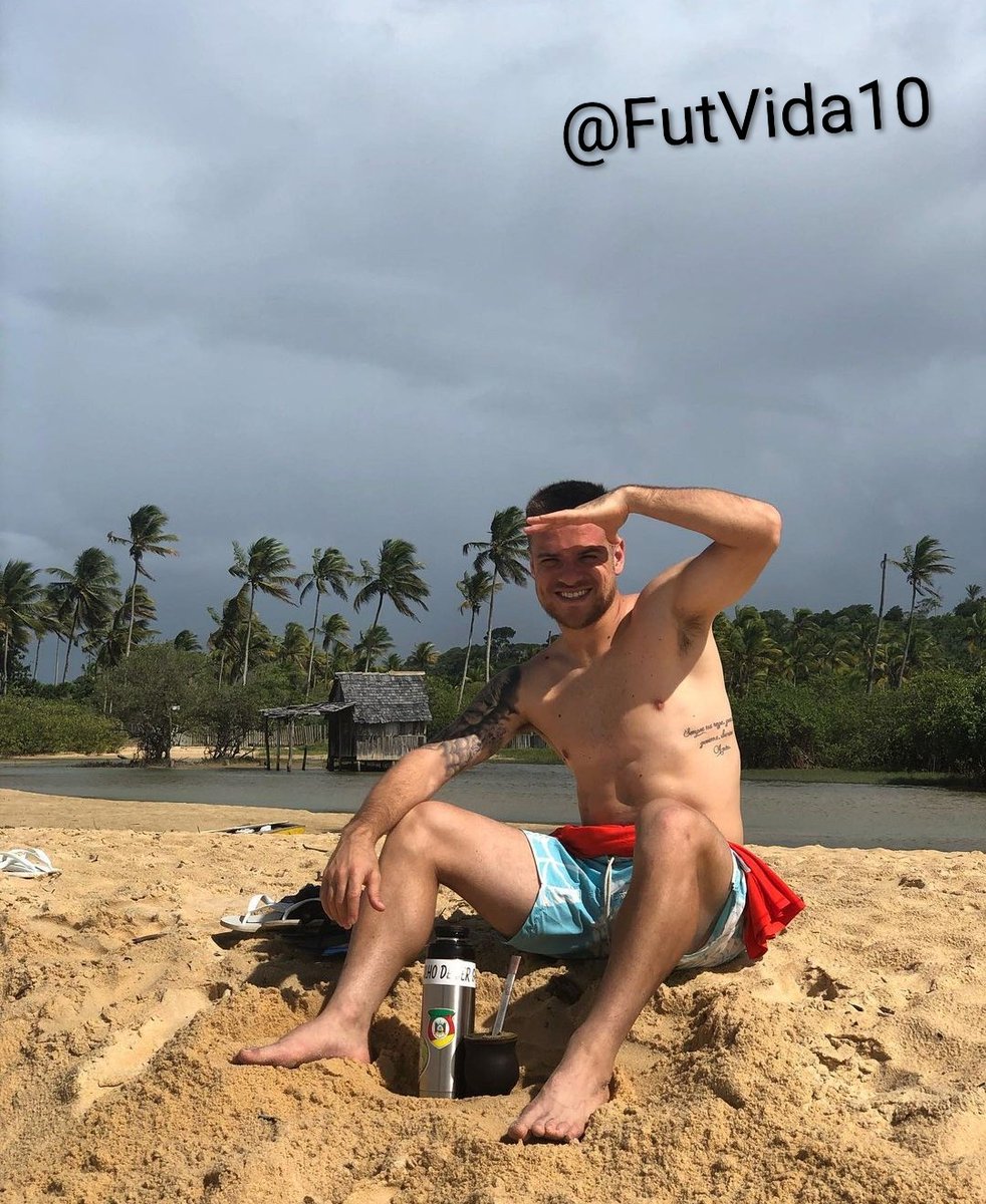 FutVida10's tweet photo. Acho o volante Ramiro uma delรญcia.
๐๐๐๐๐๐
#Futebol #Soccer #Football #FCDallas #Volante #RamiroFV #Gostoso #Lindo https://t.co/U3cy3L2R1s