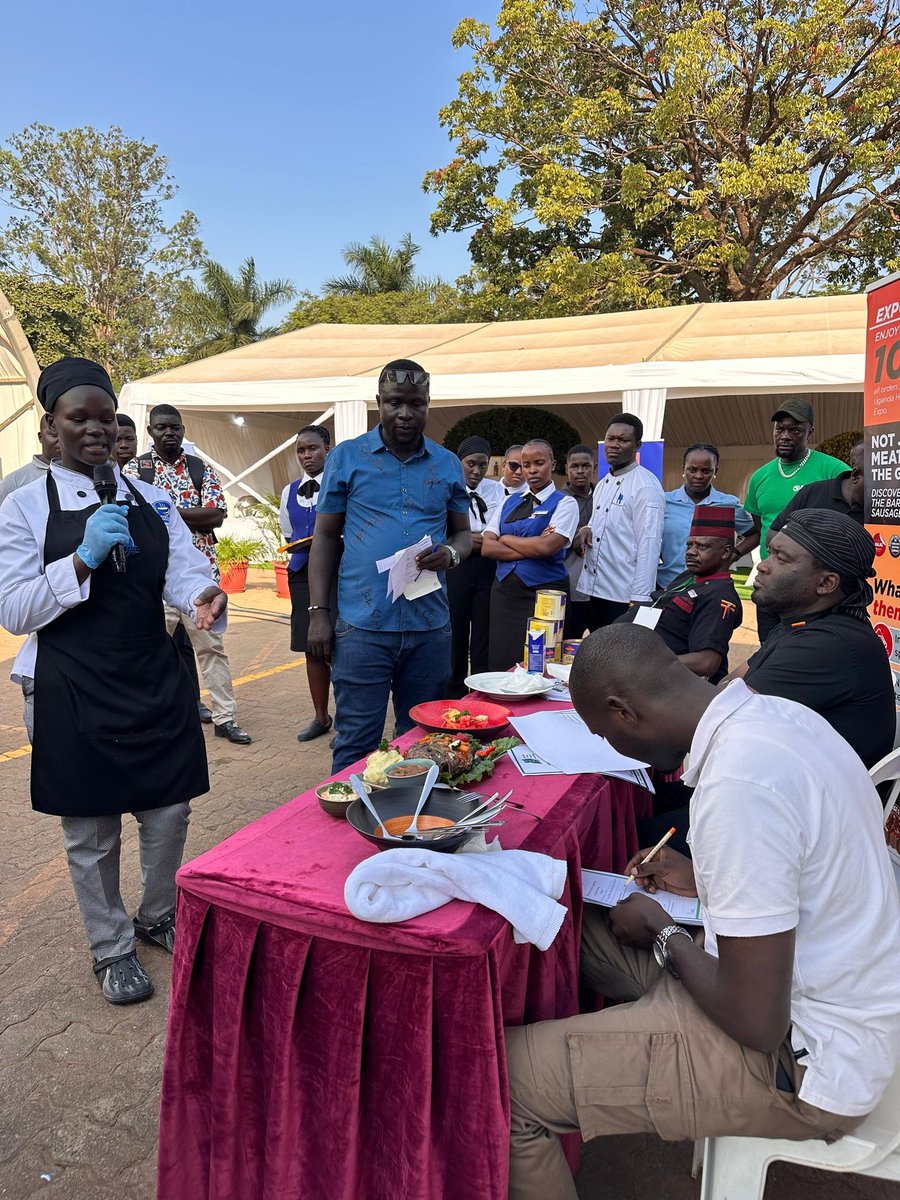 HotelAfricana's tweet photo. The heat was on! 🔥 Chef cooking competitions lit up the UHOA expo! 👨‍🍳👩‍🍳 #UHOAExpo #CookingCompetition #HotelAfricana https://t.co/MoD0pOwKiC