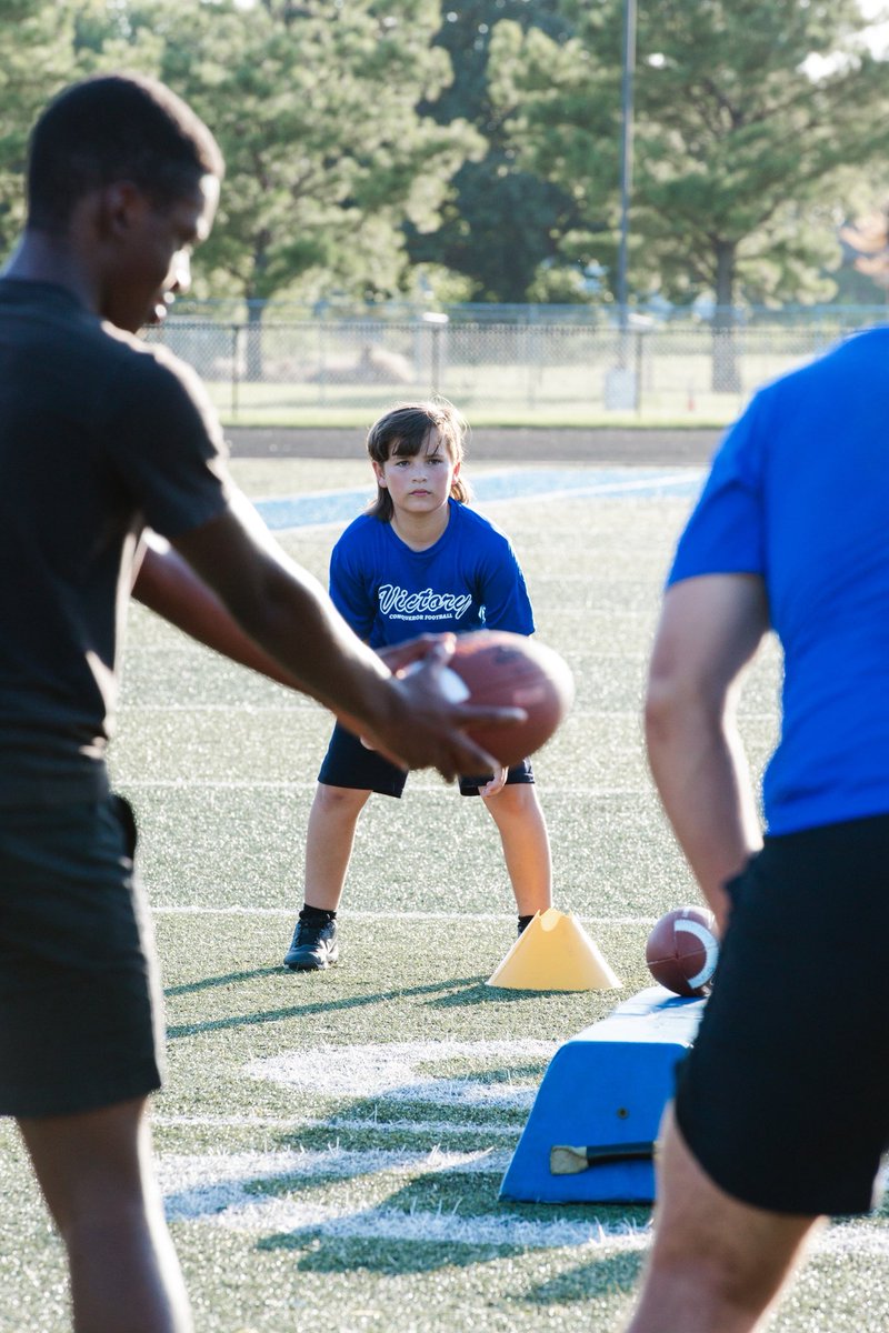 CNQR_FB's tweet image. Great week🏈🏈 of 
Elementary Football CAMP! 

🙏Thankful our VARSITY men got to help coach up the next generation of Conquerors. 

The first elementary football scrimmage is next Saturday! 
#CNQR