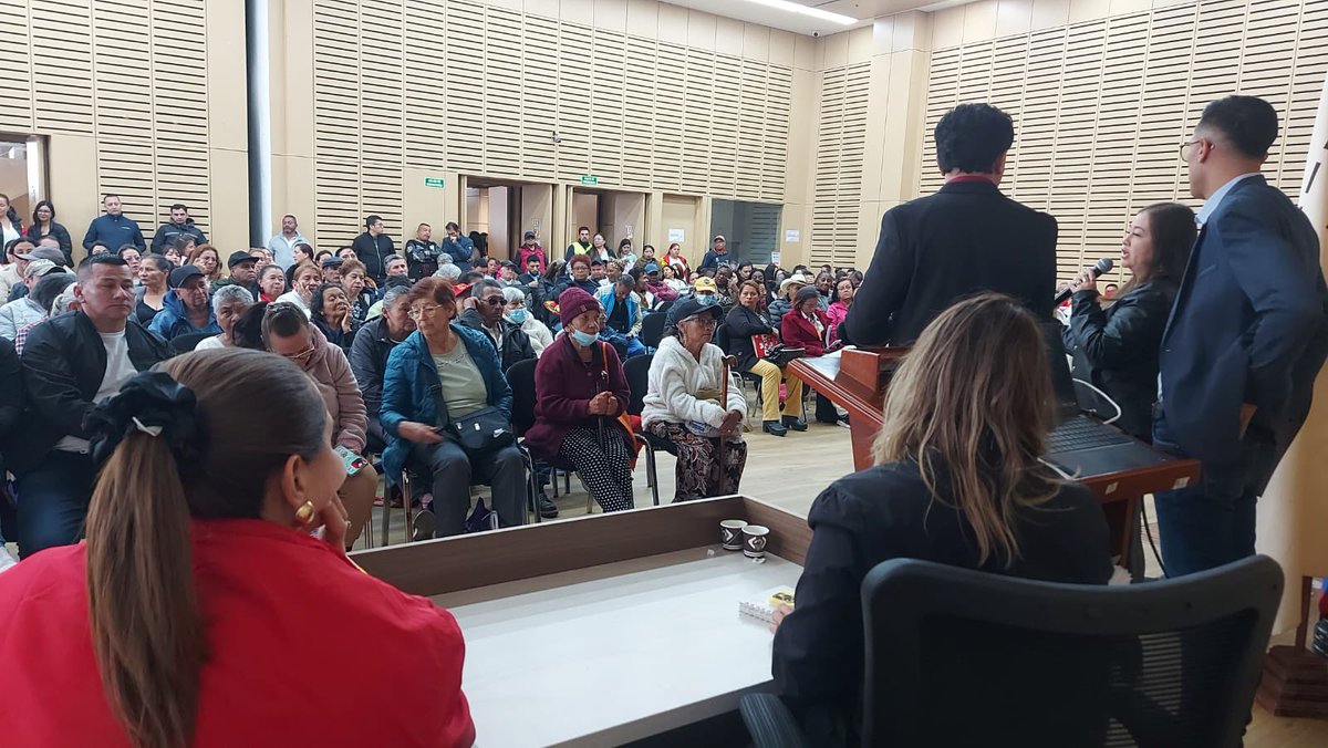 Las voces de la comunidad se hacen sentir: llegan preguntas, inquietudes y propuestas.

Estamos escuchando con atención.
Este espacio es de todos. 

#DialogosCiudadanosUsme