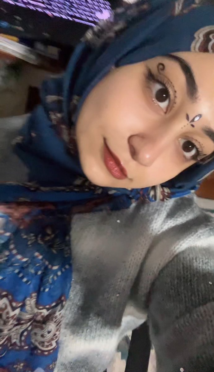 benimrenklerimm's tweet image. 🪭🪽