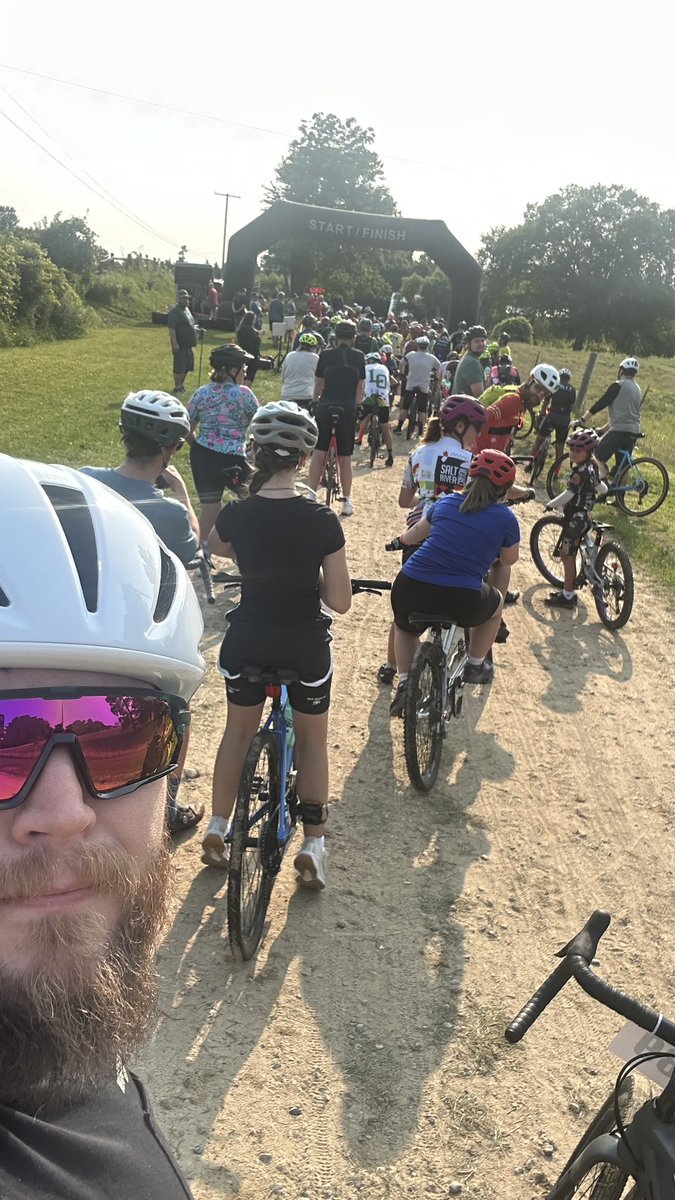 4lllen's tweet image. Woo