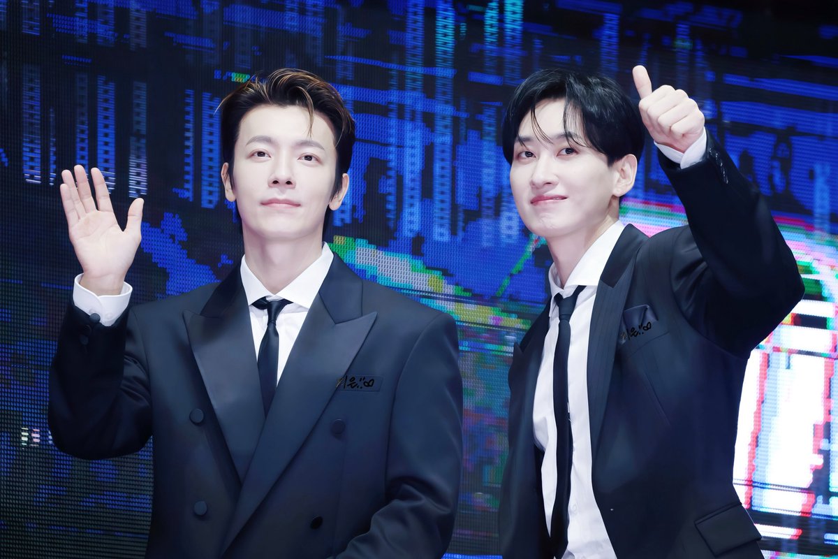 20250802 <a href="/AllRiseSilver/">Dalnim</a> <a href="/donghae861015/">Super Junior 이동해</a>  :: SNH48 GROUP 12th Annual Audition &amp; Ceremon 🇭🇰💙

혁재오빠🤚🏻🫰🏻👍🏻

#슈퍼주니어 #SuperJunior #eunhyuk #은혁 #이혁재 #ウニョク #銀赫 #donghae #동해 #이동해 #ドンヘ #東海