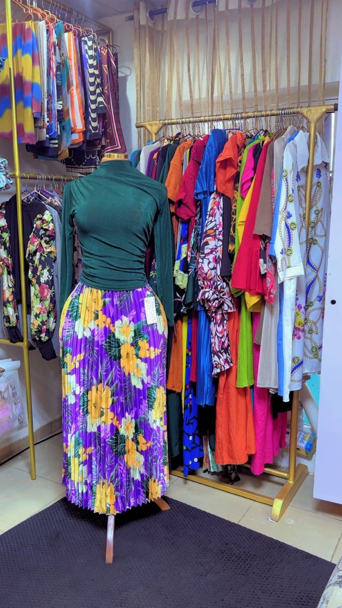 LabellaNG__'s tweet image. Available 
29,000 only 
size 6- 14 
Available for pickup or delivery 
Please retweet 🤲🏽