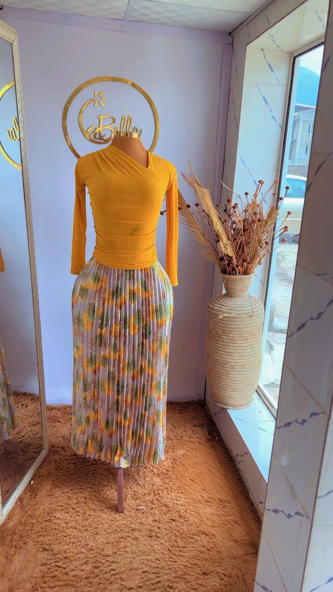 LabellaNG__'s tweet image. Available 
29,000 only 
size 6- 14 
Available for pickup or delivery 
Please retweet 🤲🏽