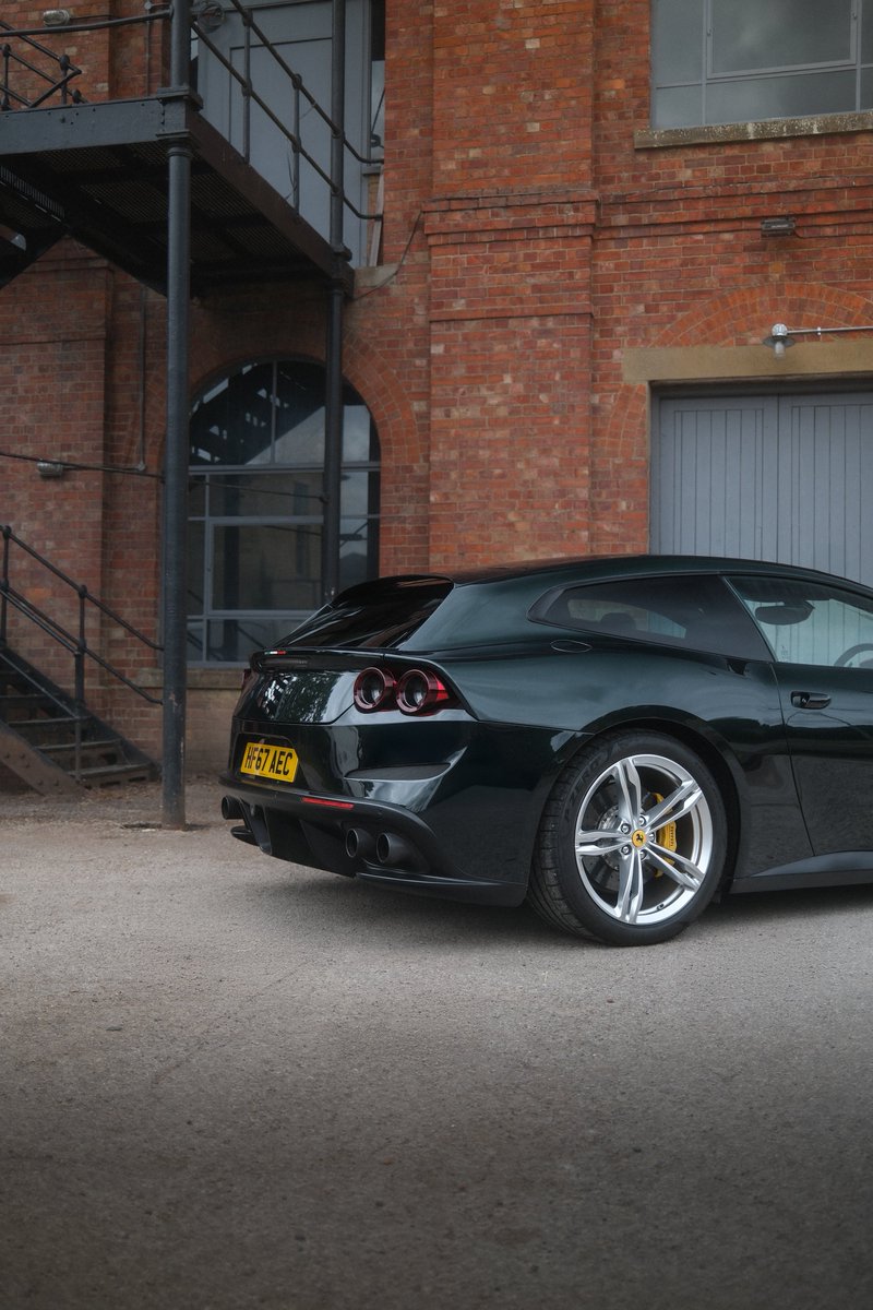 Green over Tan, V12.
IYKYK. 💚