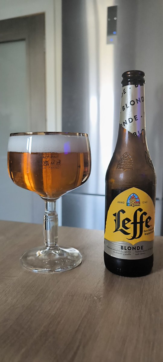 First beer for up is a <a href="/Leffe/">Leffe</a> Blonde #SaturdayBeers 🍻🍻