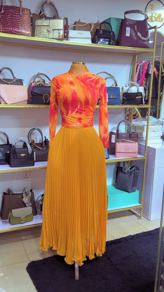 LabellaNG__'s tweet image. Available 
30,000 only 
Two pieces set
Size 6-14
Available for pickup or delivery 
Please retweet