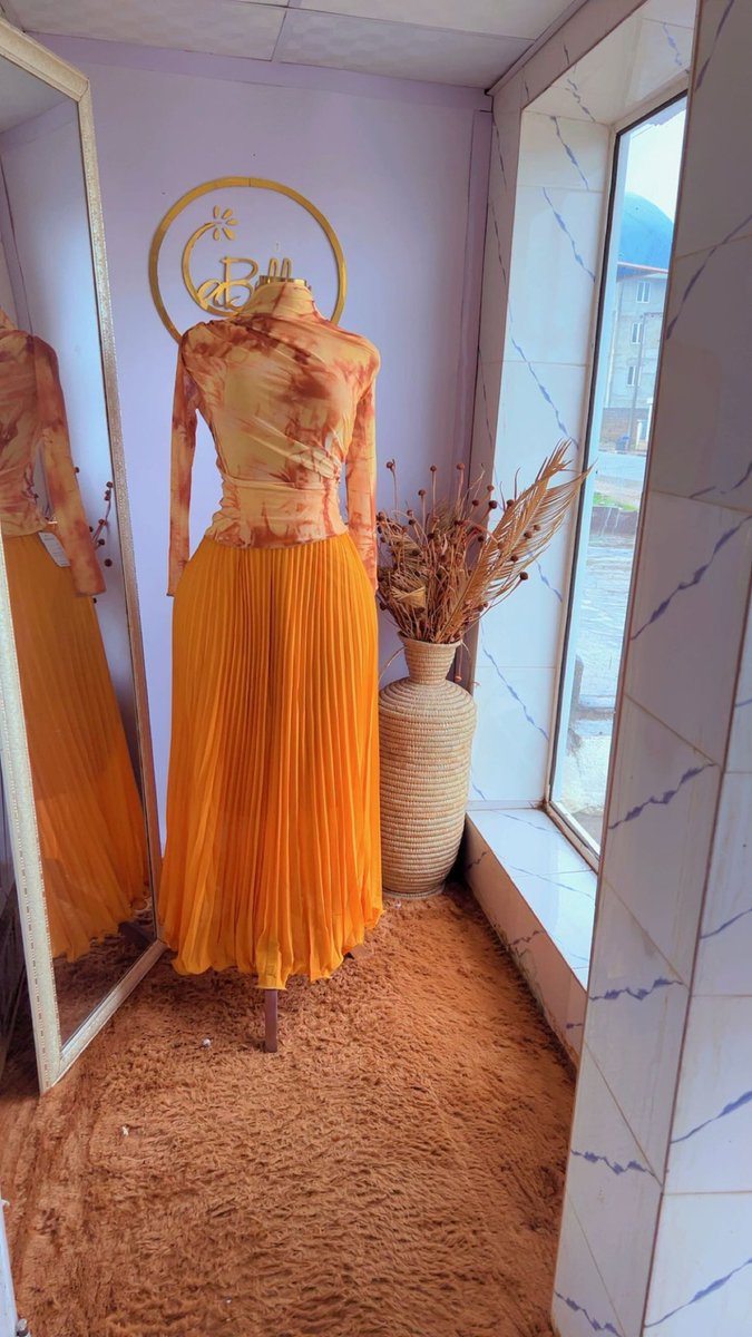 LabellaNG__'s tweet image. Available 
30,000 only 
Two pieces set
Size 6-14
Available for pickup or delivery 
Please retweet