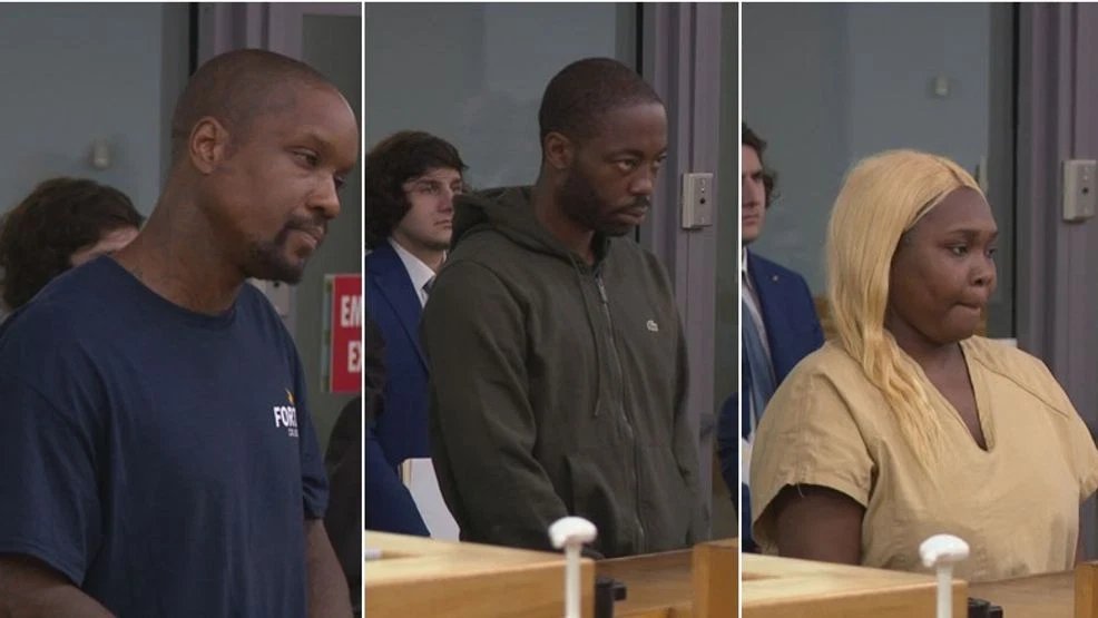 They were TOUGH as nails, stomping that dude and woman out back a few days ago.........Now look at them......I wanna know where are those TOUGH Guys now? I wanna know where is that Tough guy we saw in action???🤣🤣🤣 Well..............😂