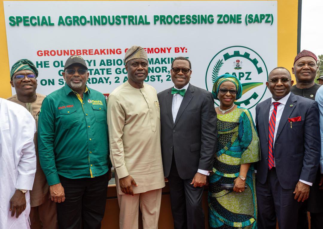 Banji Oyelaran-Oyeyinka tweet media