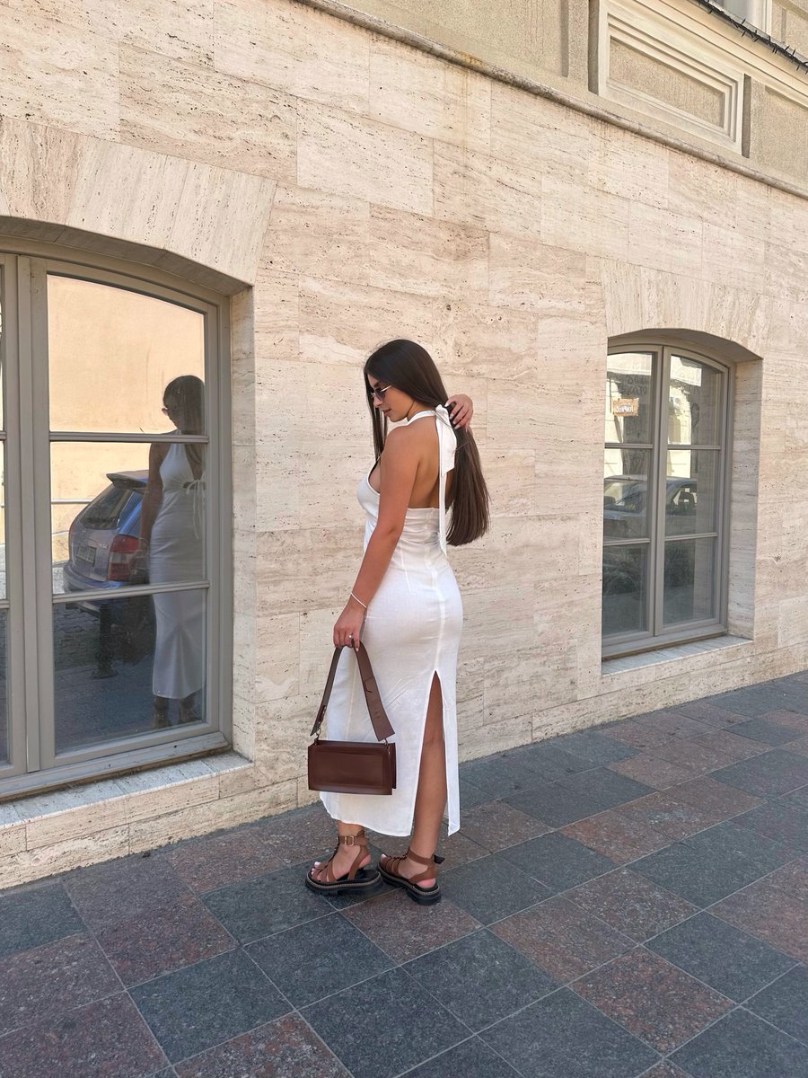 с днём новых фотографий 

мама сфоткала