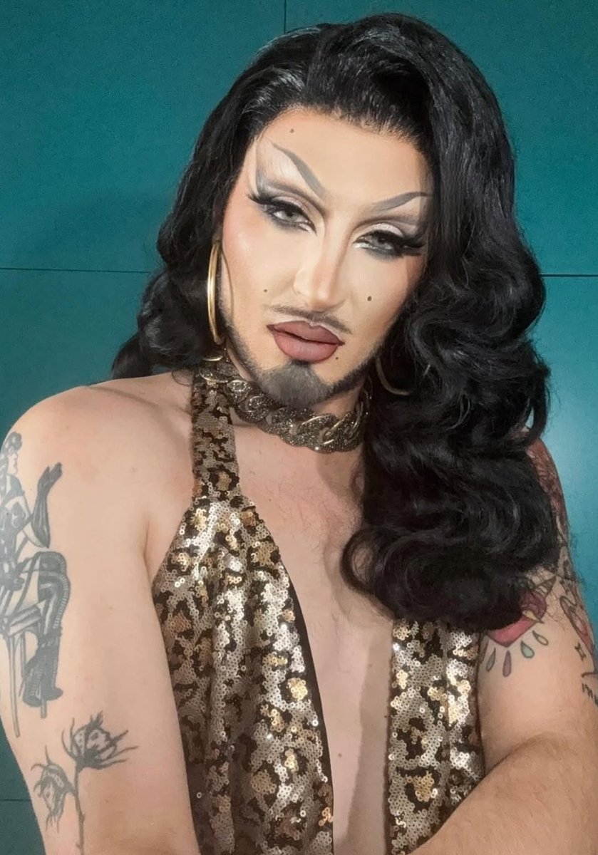 ay es que me encanta ella y también amo a @glamniss mira que guapa :