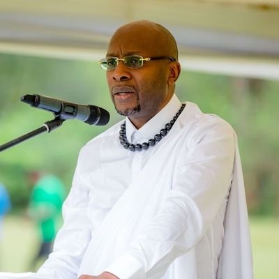 Asoza iki kiganiro, Intebe y'Inteko y'Umuco Amb. <a href="/MasozeraRobert/">Robert Masozera</a> yagarutse ku mateka yo kuva kera na kare y'#Umuganura, avuga ko kuwizihiza bitagarukira ku kwishima no gusangira gusa, ko ahubwo ari umwanya mwiza wo kongera kwibuka no kuzirikana indangagaciro Umuganura ubumbatiye.