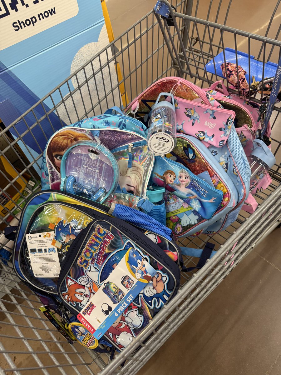 Got inspired by <a href="/BreEazyy/">Bre Eazyy</a> and her community while we were back to school shopping for my kiddos! 🙌🏼 

We gonna hook up some local kiddos with new backpacks, headphones, water bottles! 🫡

W KB fam, and <a href="/KickStreaming/">Kick</a> thank yall for making this possible for us to do! 💗