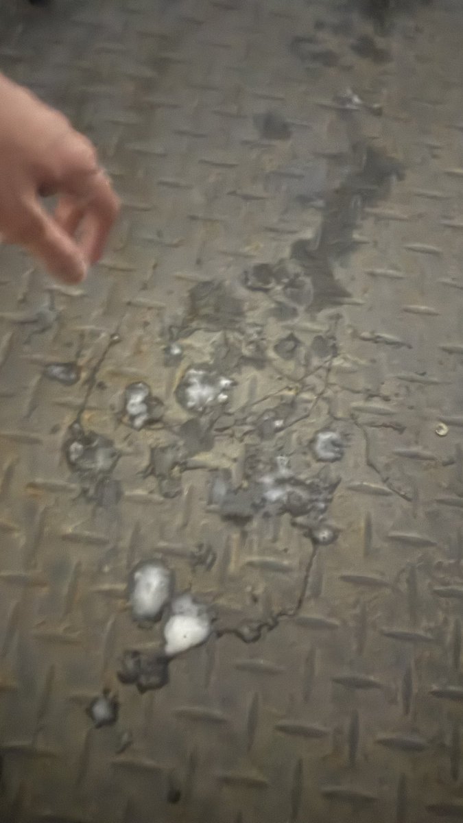 又玩爽了
晚上也这么热🥵
#野外 #取精